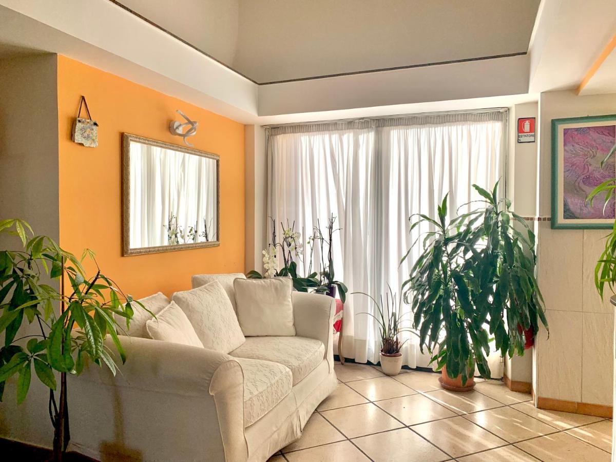 Hotel Serena Rieti Extérieur photo
