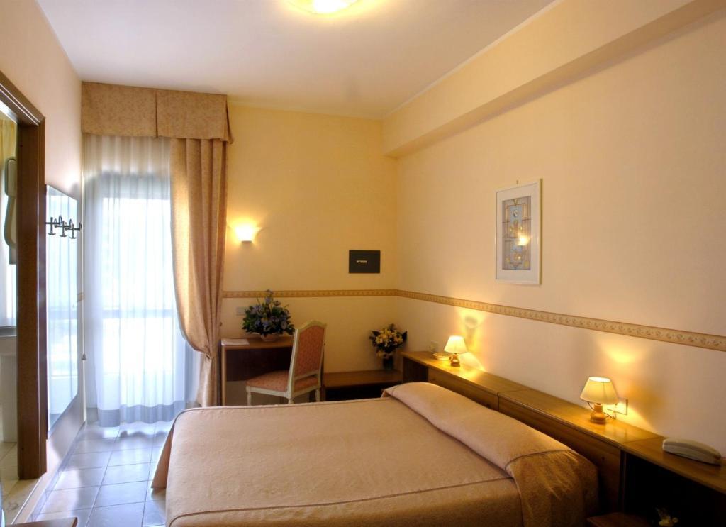 Hotel Serena Rieti Extérieur photo