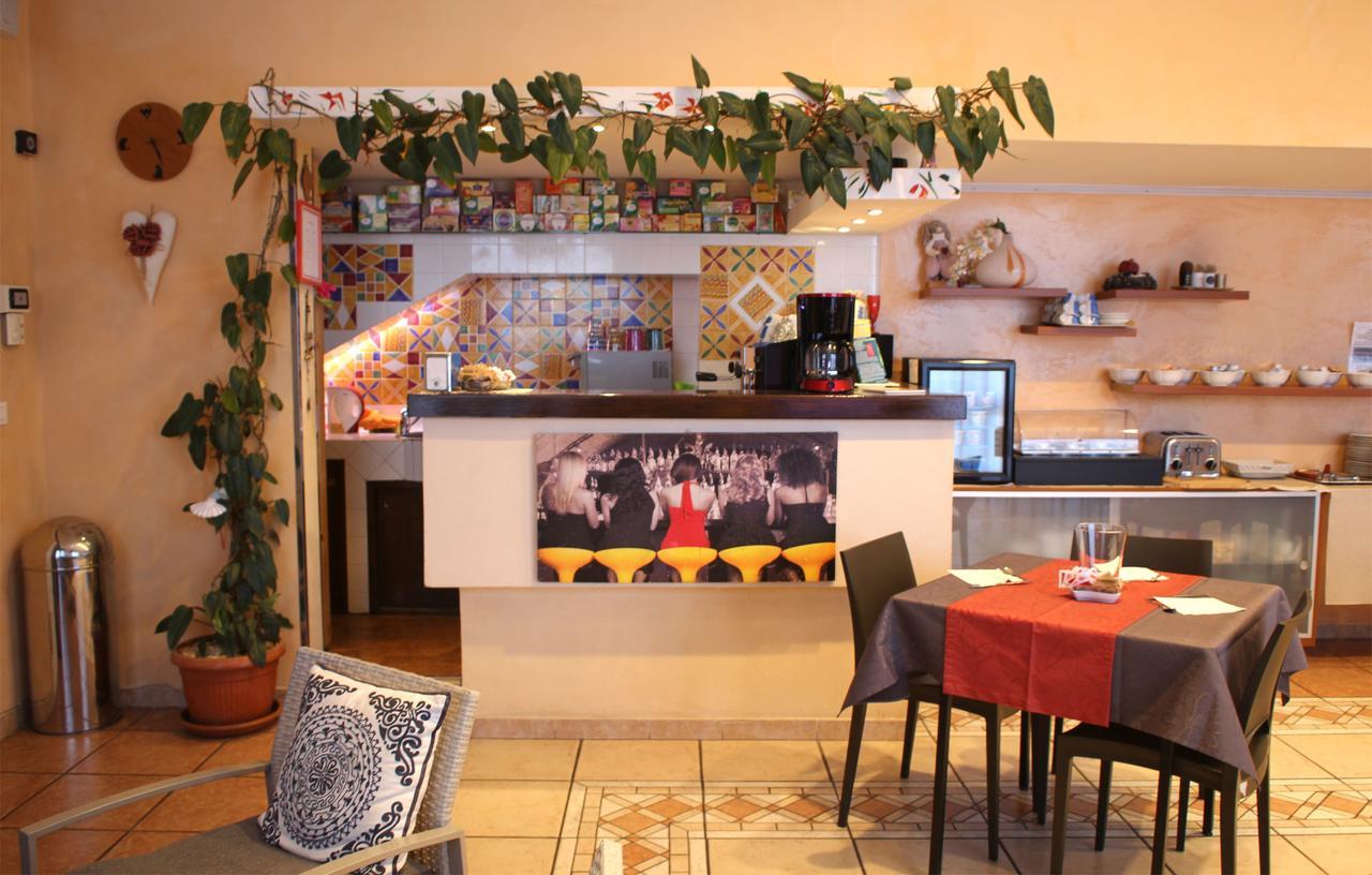 Hotel Serena Rieti Extérieur photo
