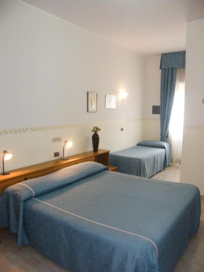 Hotel Serena Rieti Chambre photo