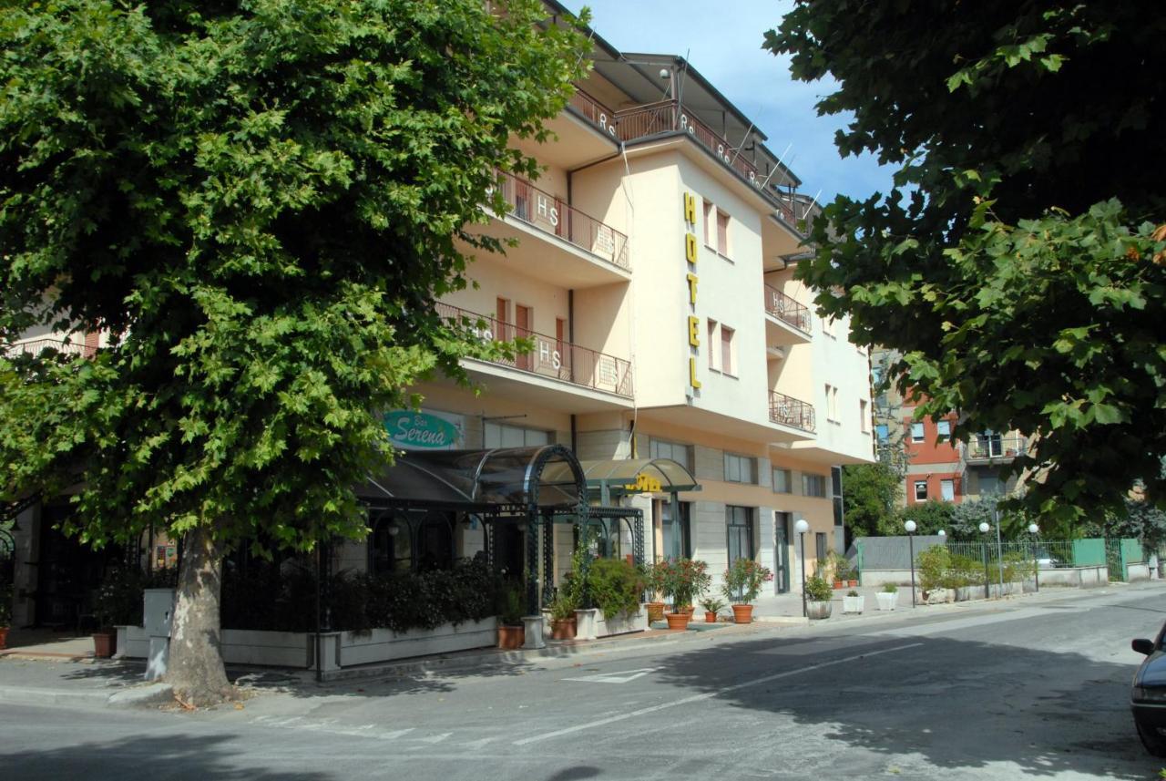 Hotel Serena Rieti Extérieur photo